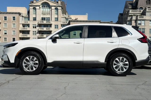 Certified Used 2025 Platinum White Pearl Honda LX image 10