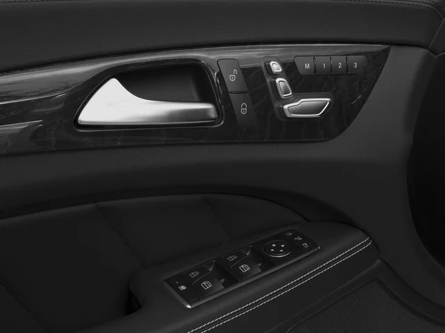 Used 2016 Gray Mercedes-Benz 4MATIC® image 18