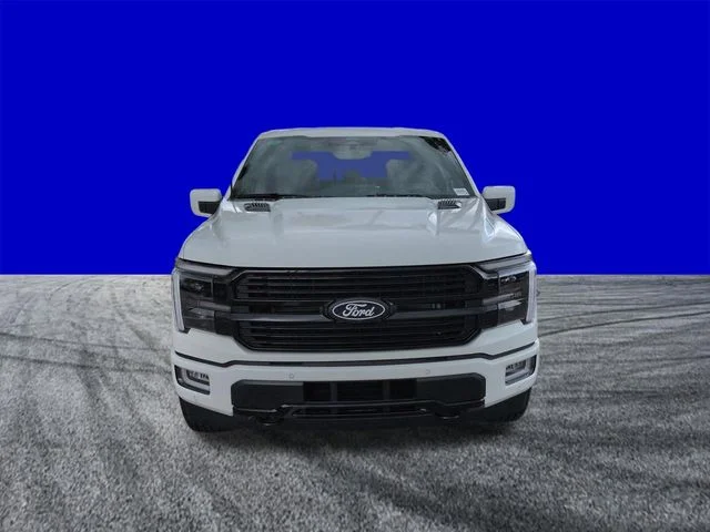 New 2026 Star White Metallic Tri-Coat Ford Platinum® image 9