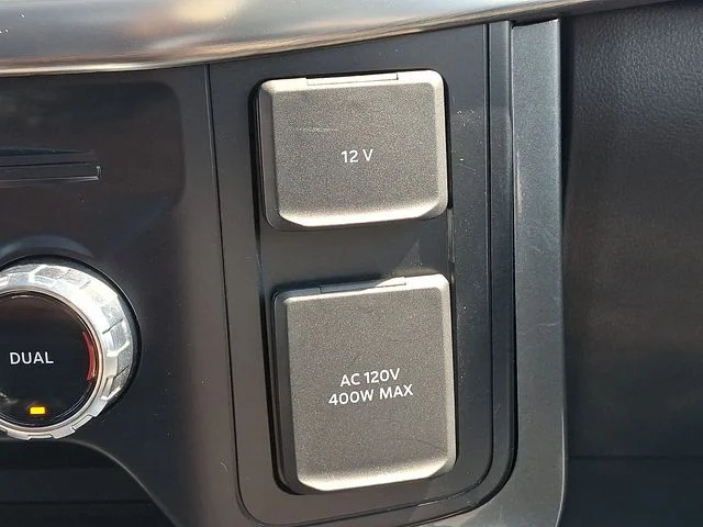 Used 2023 White Ford Lariat image 26