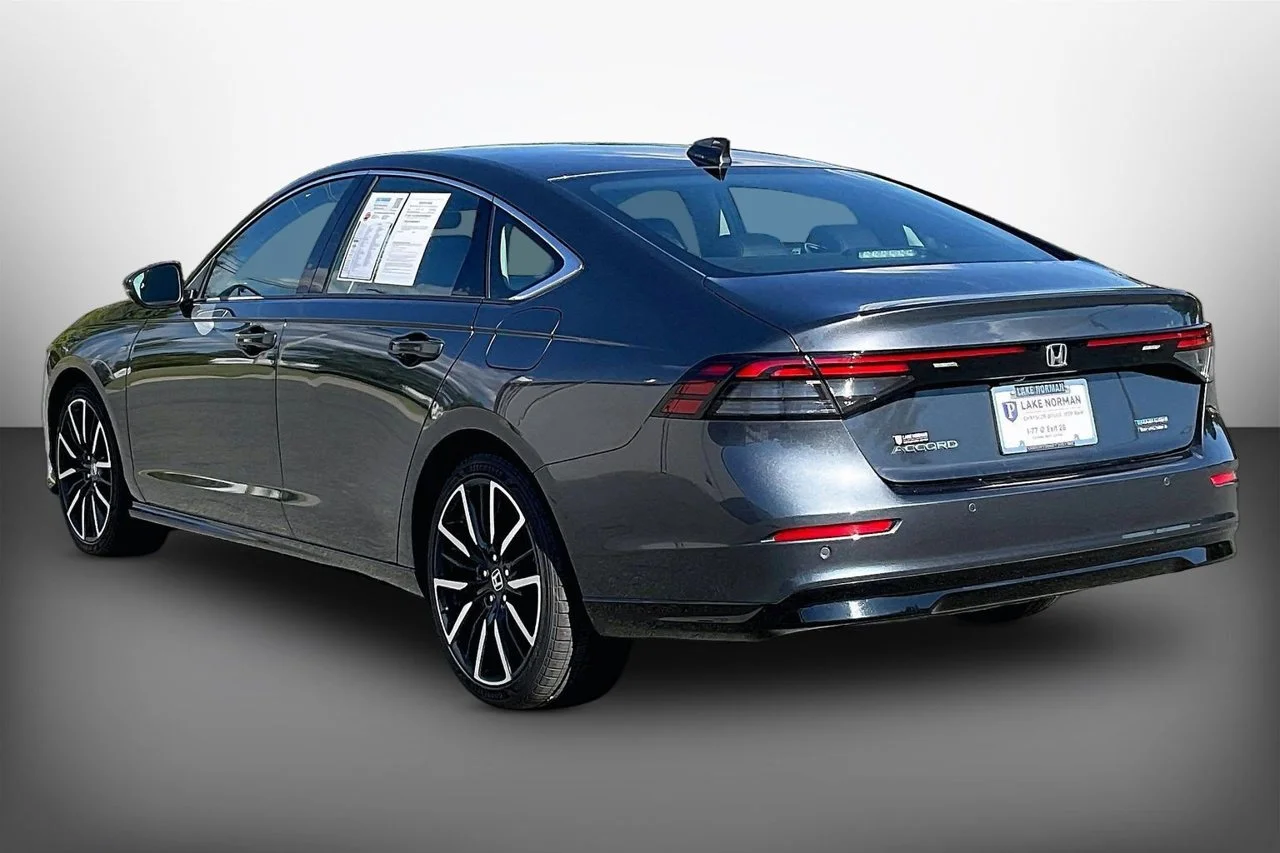 Certified Used 2023  Honda Touring image 6