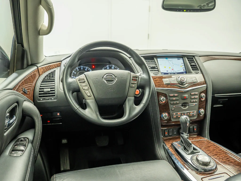 Used 2020 Brilliant Silver Metallic Nissan SL image 32