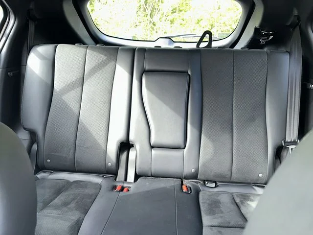 Certified Used 2025  Mitsubishi SE image 27