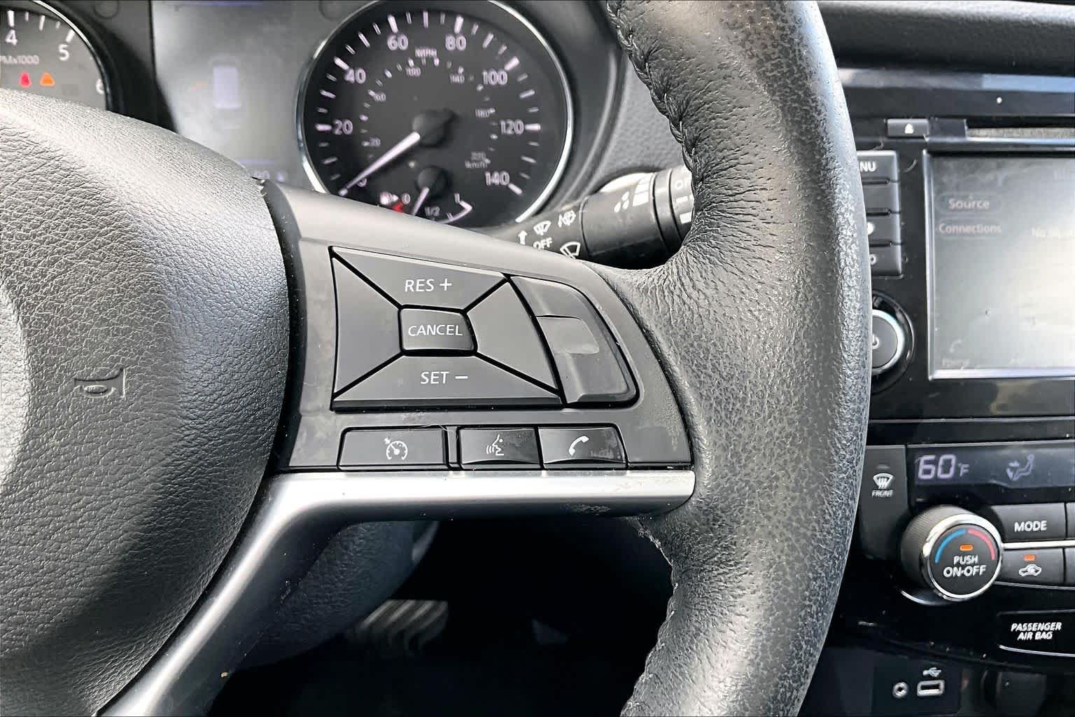Used 2019 Scarlet Ember Tintcoat Nissan SV image 23