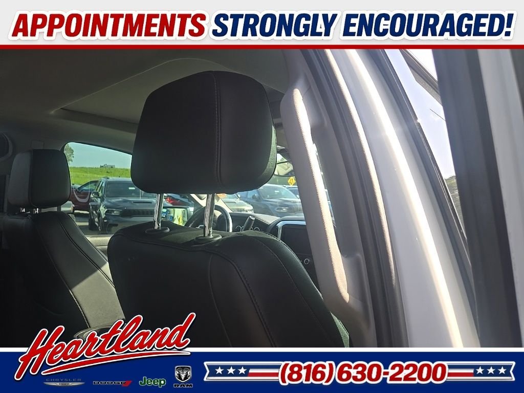 Used 2022 White Chevrolet LTZ image 89