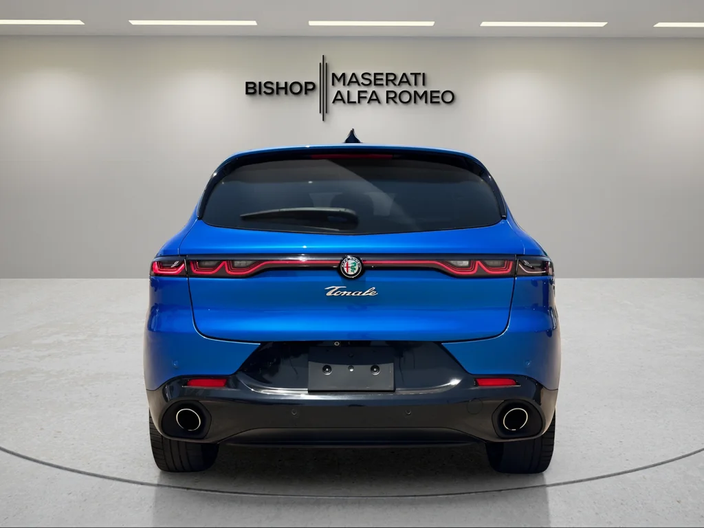 Used 2024 Blue Alfa Romeo Veloce image 4