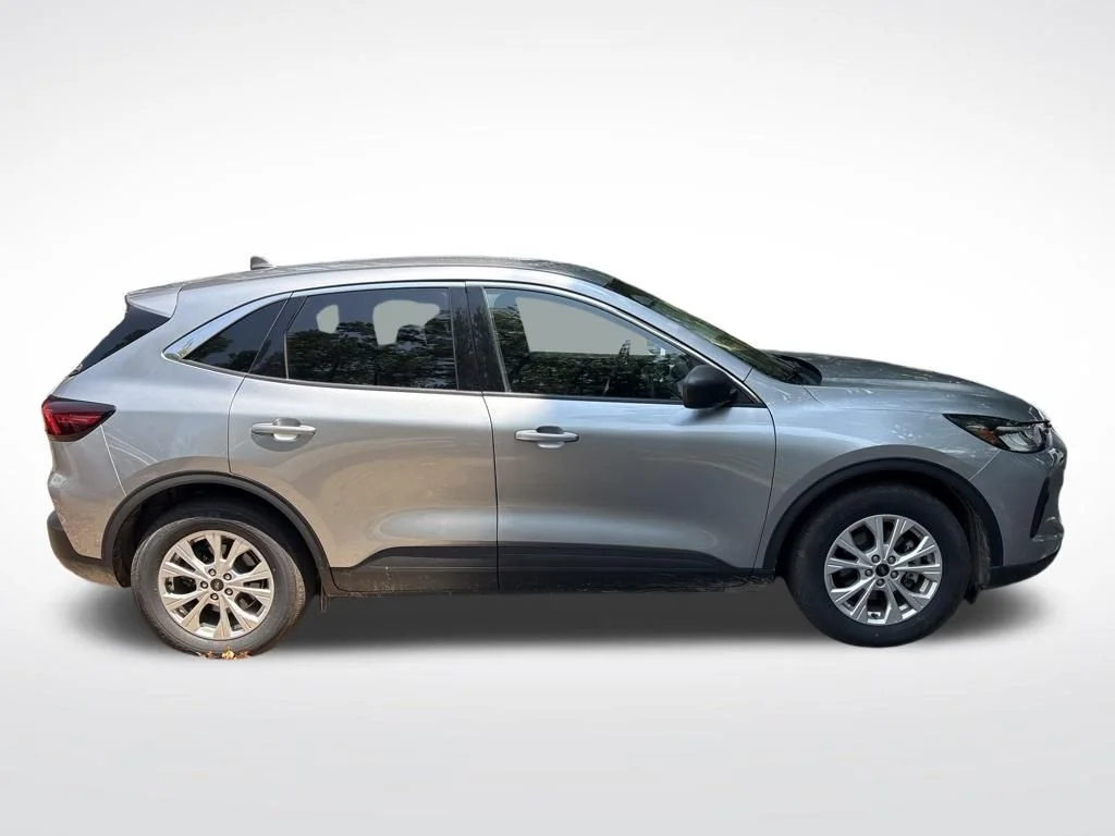 Used 2024 Silver Ford Active image 6
