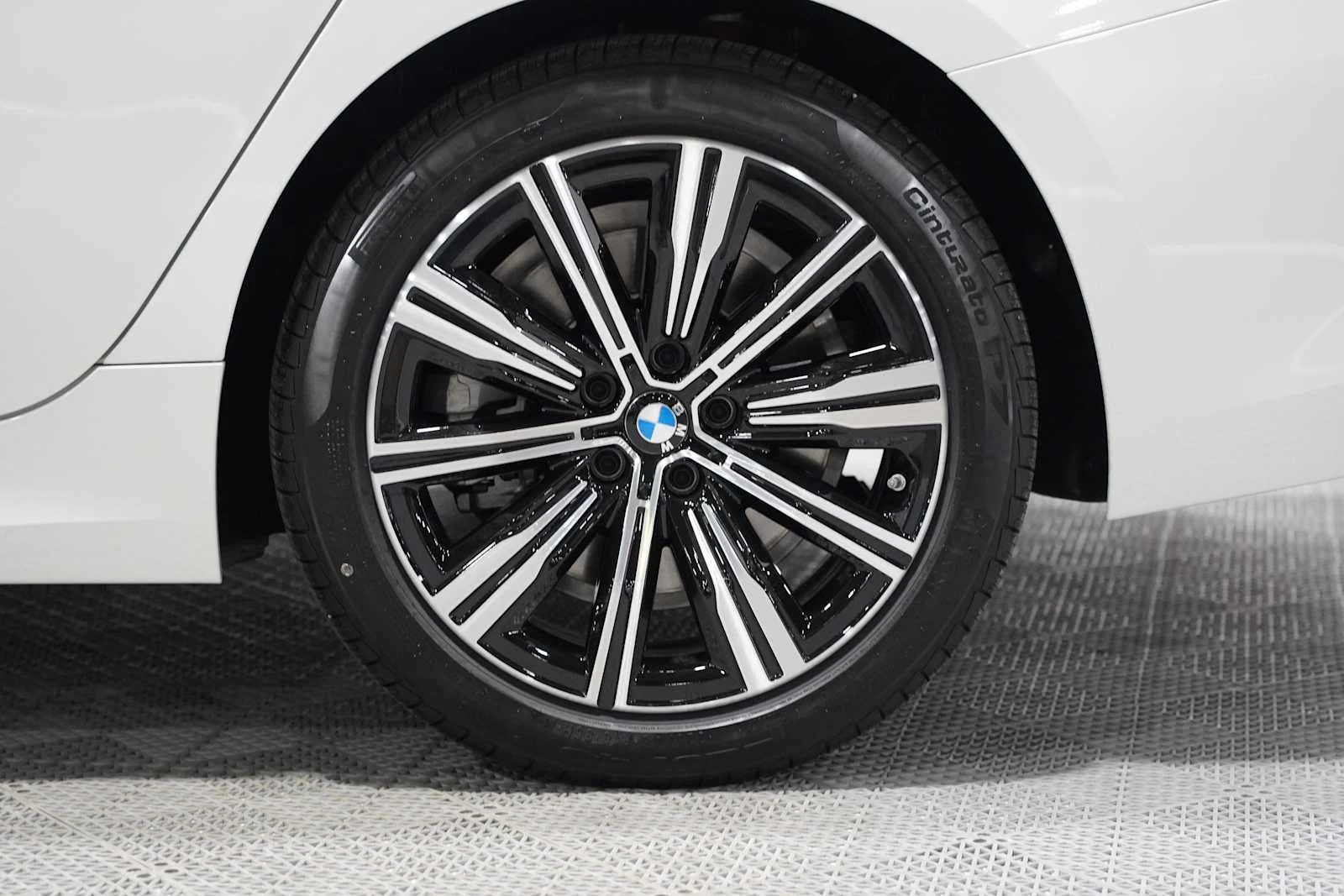 New 2026 Alpine White BMW 330i image 7