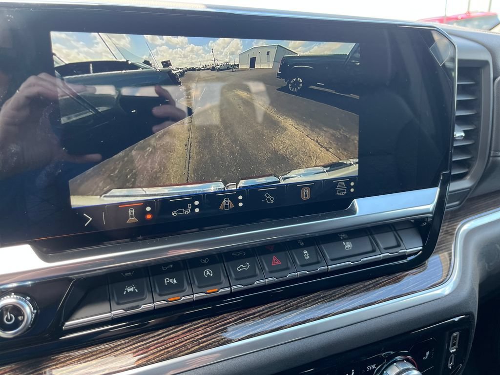 New 2026 Summit White GMC Elevation image 20
