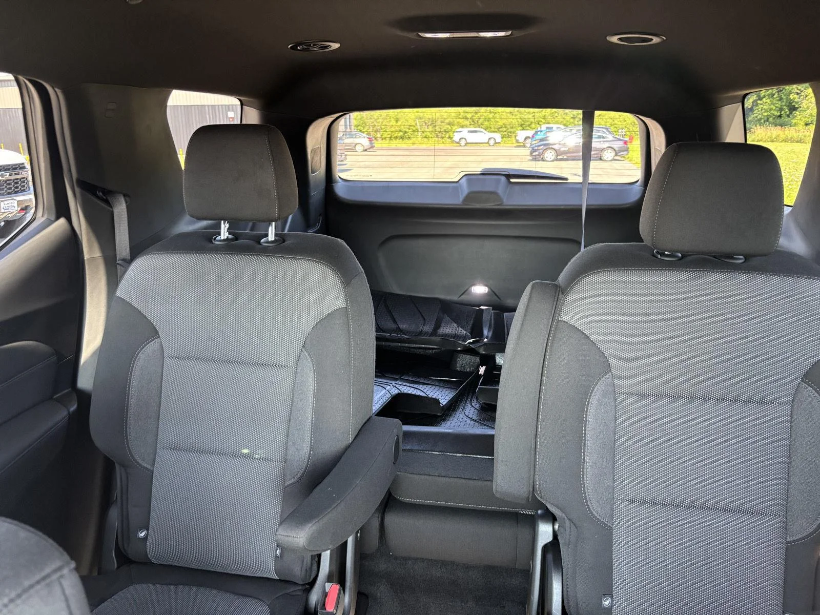 Used 2023 Mosaic Black Metallic Chevrolet LT Cloth image 19