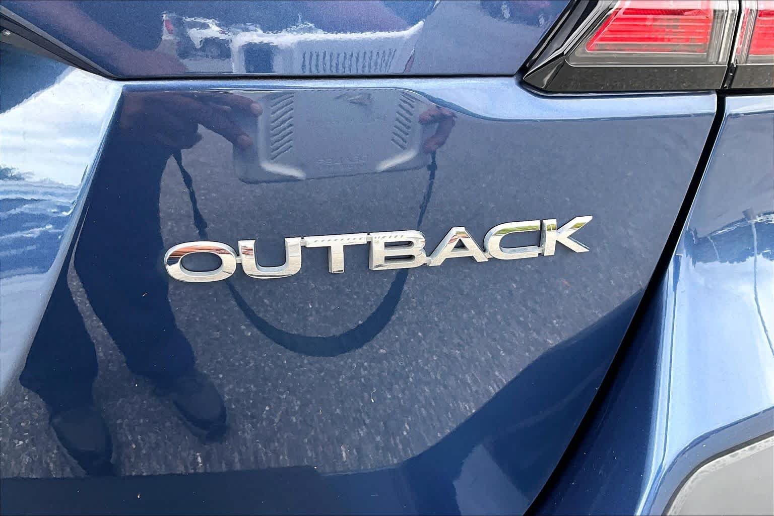 Used 2020 Abyss Blue Pearl Subaru Premium image 10