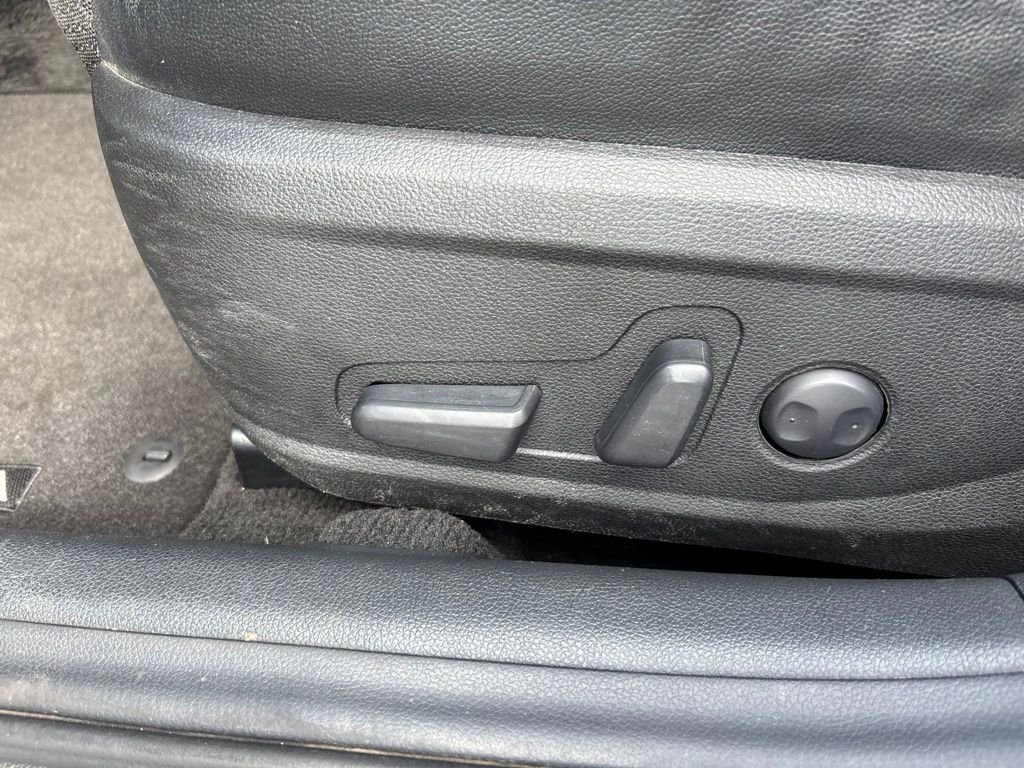 Used 2018 Gray Kia S image 20