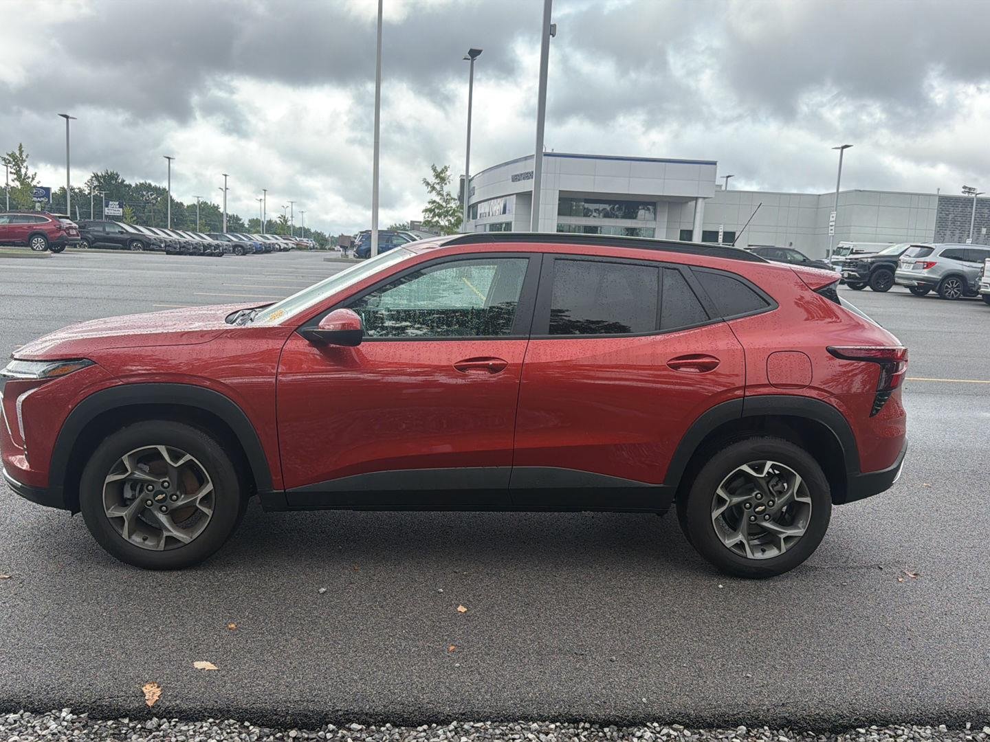Used 2024 Cayenne Orange Metallic Chevrolet LT image 7