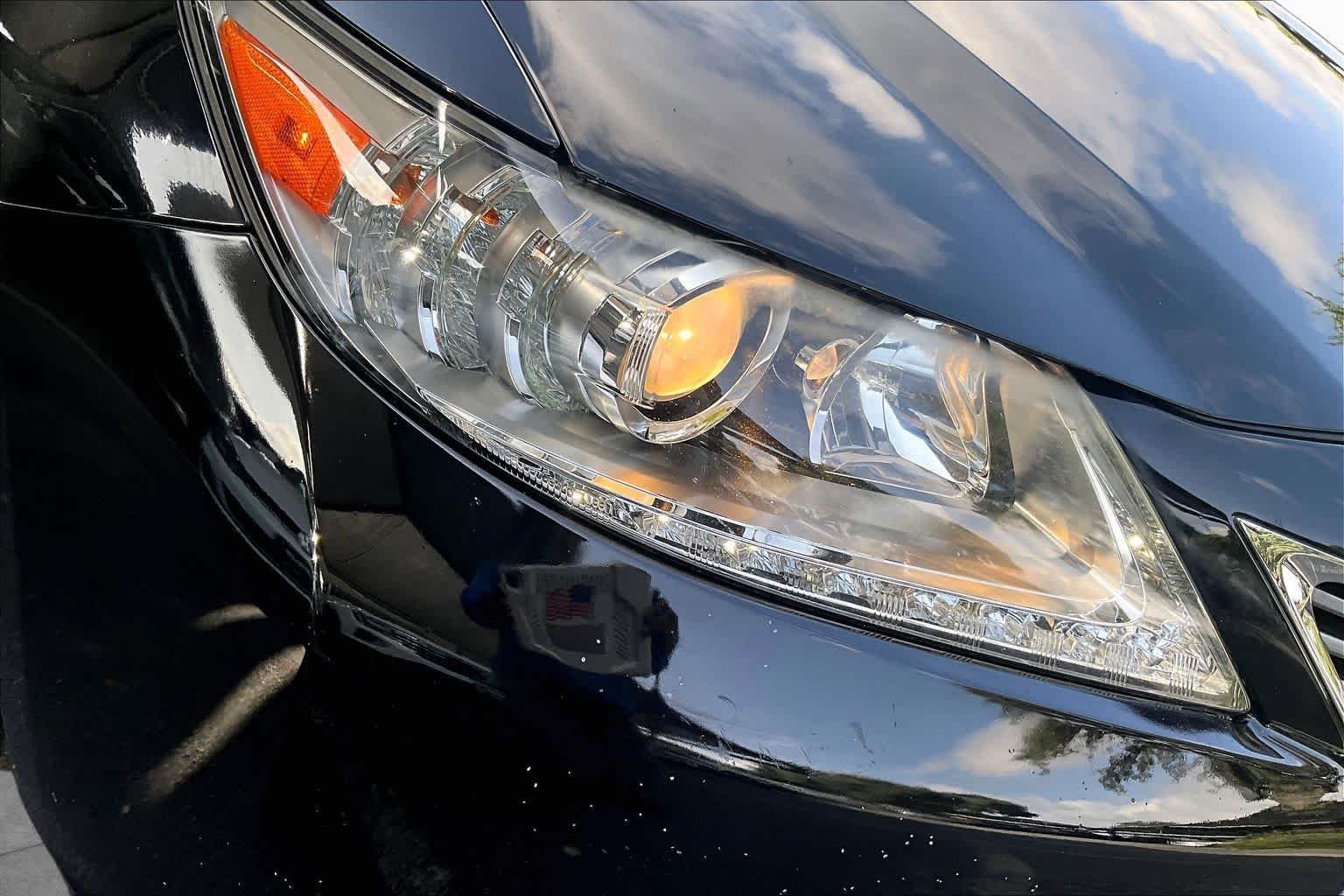 Used 2015 Obsidian Lexus  image 28