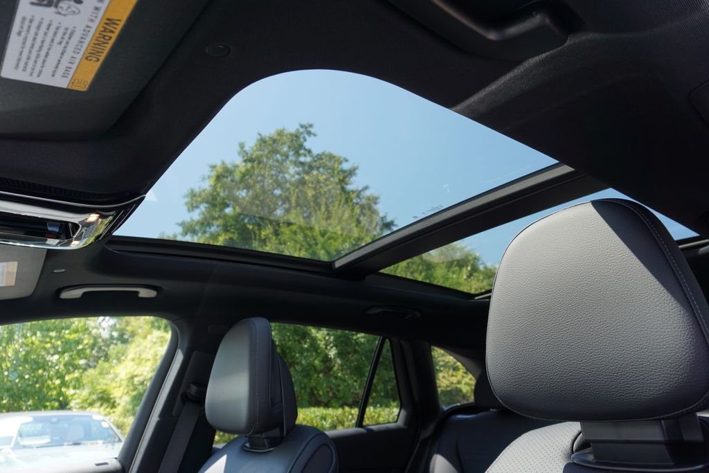 2025 Mercedes-Benz GLC Base - Photo 14