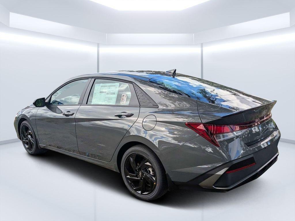 New 2026 Gray Hyundai SEL Sport Plus image 5