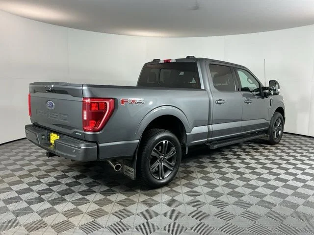 Used 2023 Gray Ford XLT image 4