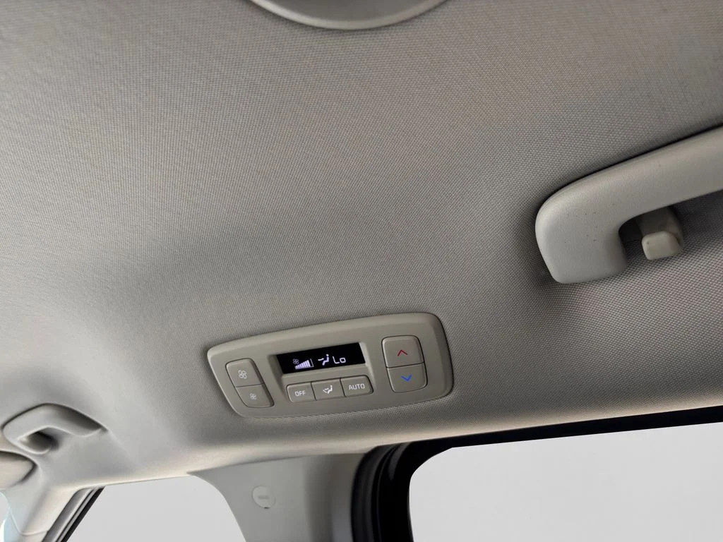 Used 2025 Blue Kia LXS image 40