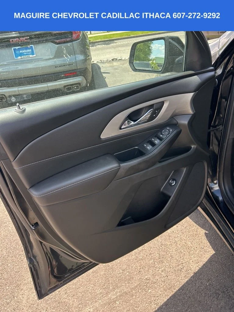 Used 2022 Black Chevrolet LT image 16