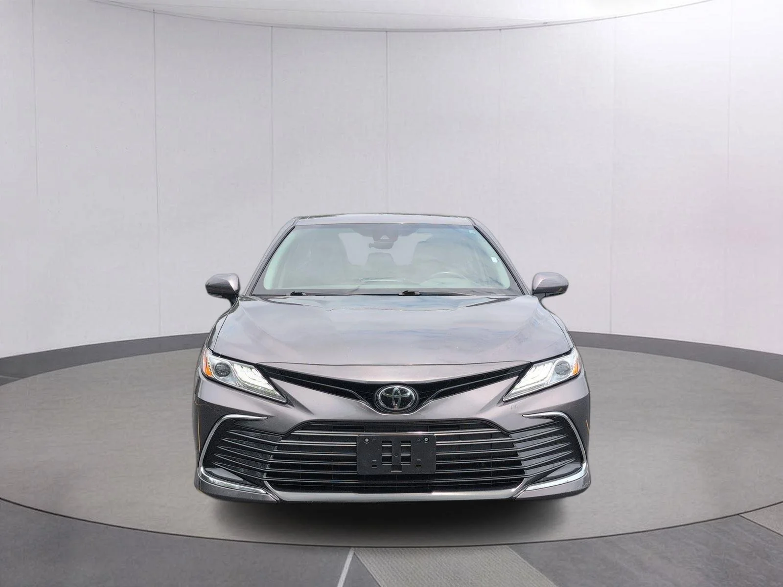 Used 2024 Predawn Gray Mica Toyota XLE image 10