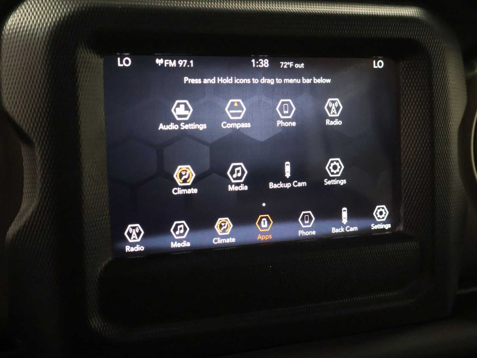 Used 2018 Granite Crystal Metallic Clearcoat Jeep Sport S image 28