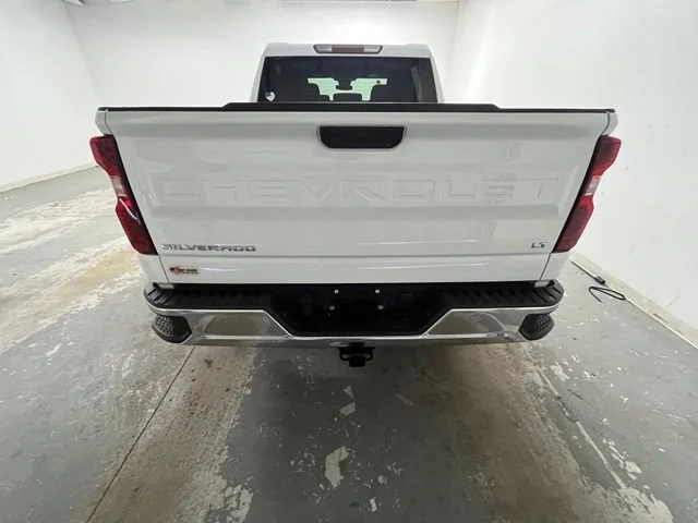 Used 2026 Summit White Chevrolet LT image 8