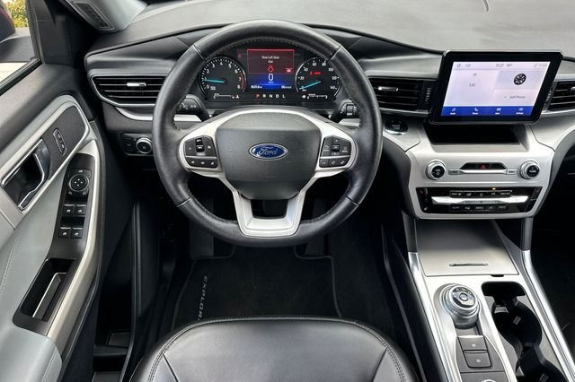 Used 2022 Red Ford XLT image 13