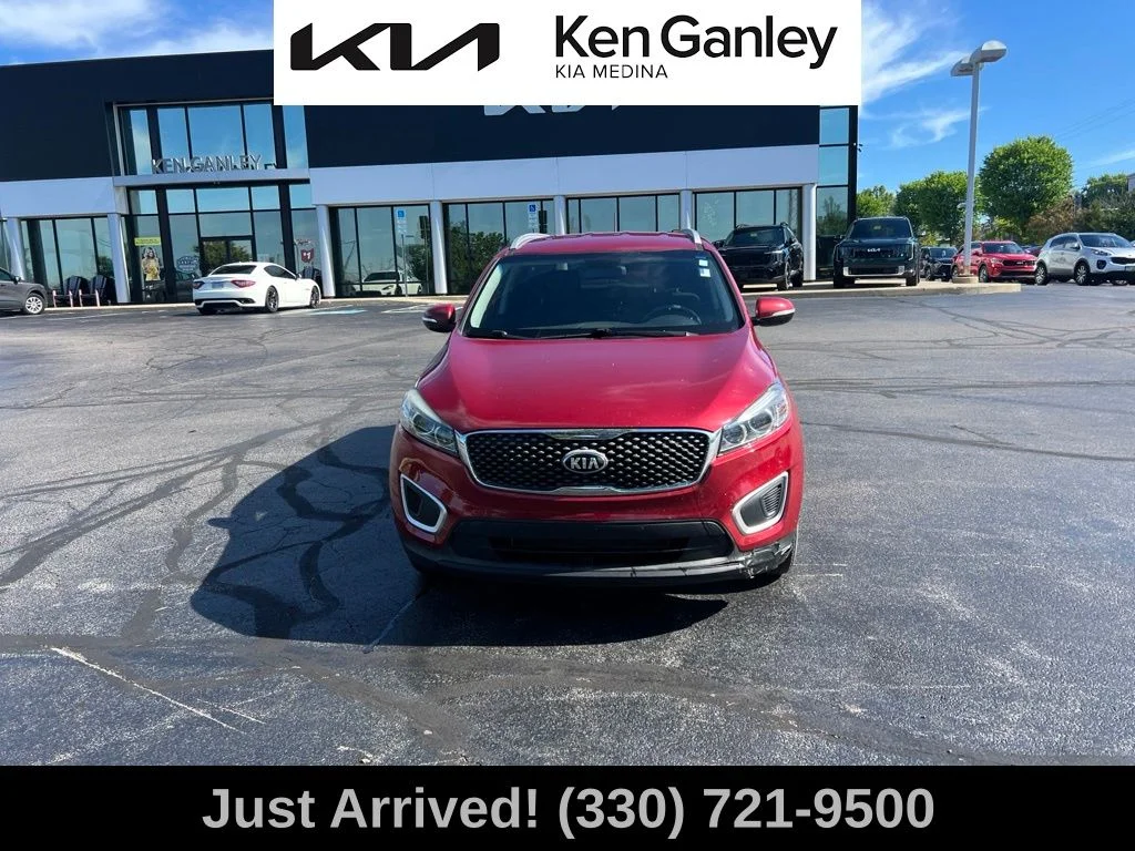 Used 2016 Kia Sorento LX with VIN 5XYPG4A34GG088274 for sale in Medina, OH