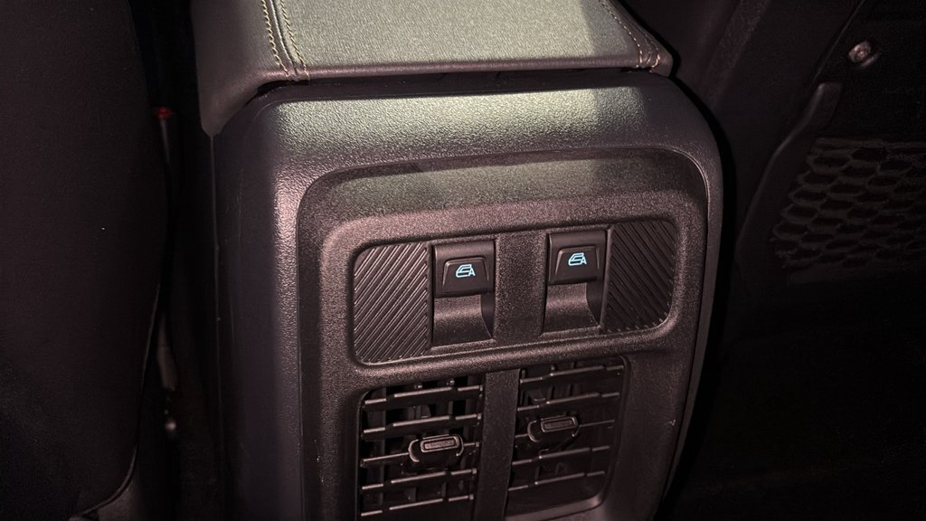 New 2026 Shadow Black Ford Badlands image 10