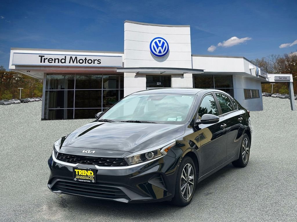 Used 2024 Kia Forte LXS with VIN 3KPF24AD8RE714864 for sale in Rockaway, NJ