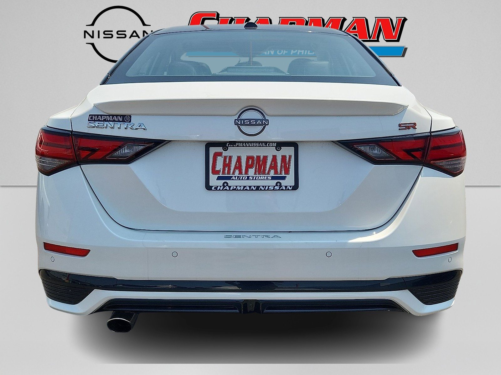 Used 2025 Aspen White Tricoat/Super Black Nissan SR image 5