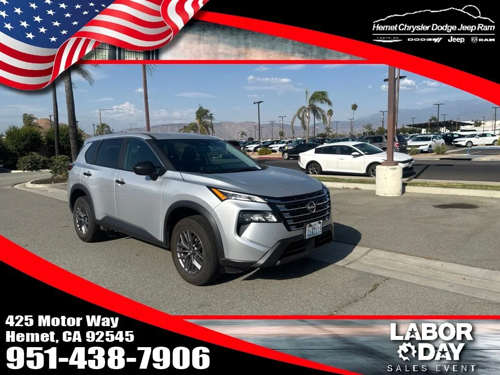 Used 2024 Silver Nissan S image 1