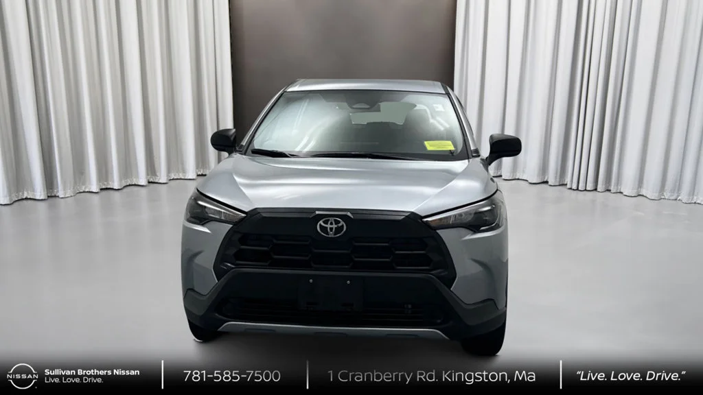 Used 2026 Silver Toyota L image 2