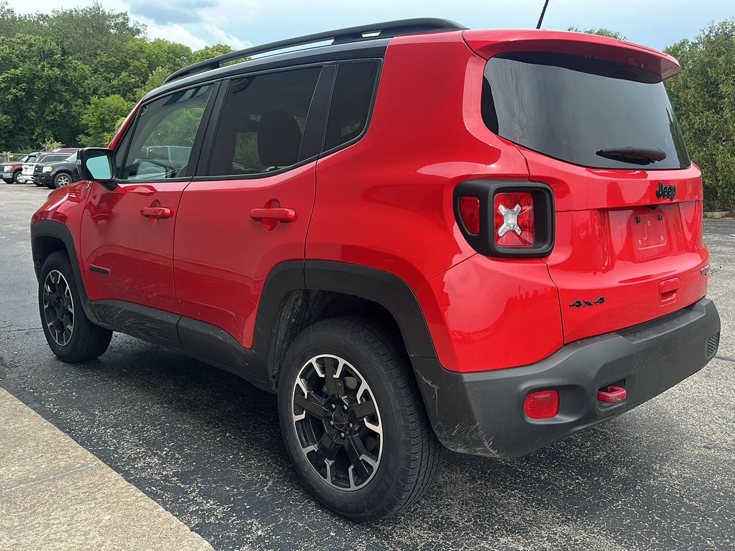 Used 2023 Colorado Red Clearcoat Jeep Trailhawk image 7