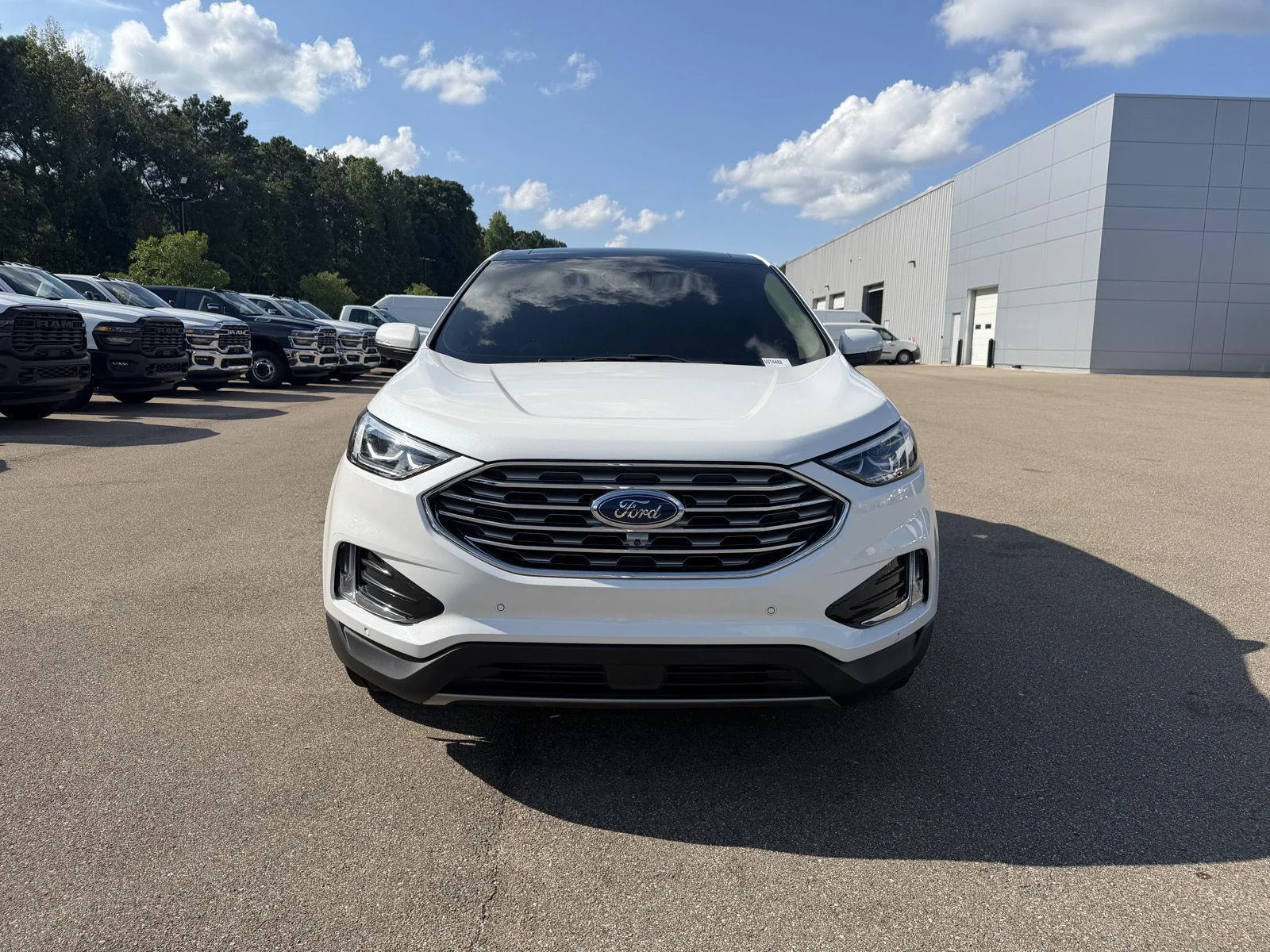 Used 2022 Star White Metallic Tri-Coat Ford Titanium image 2