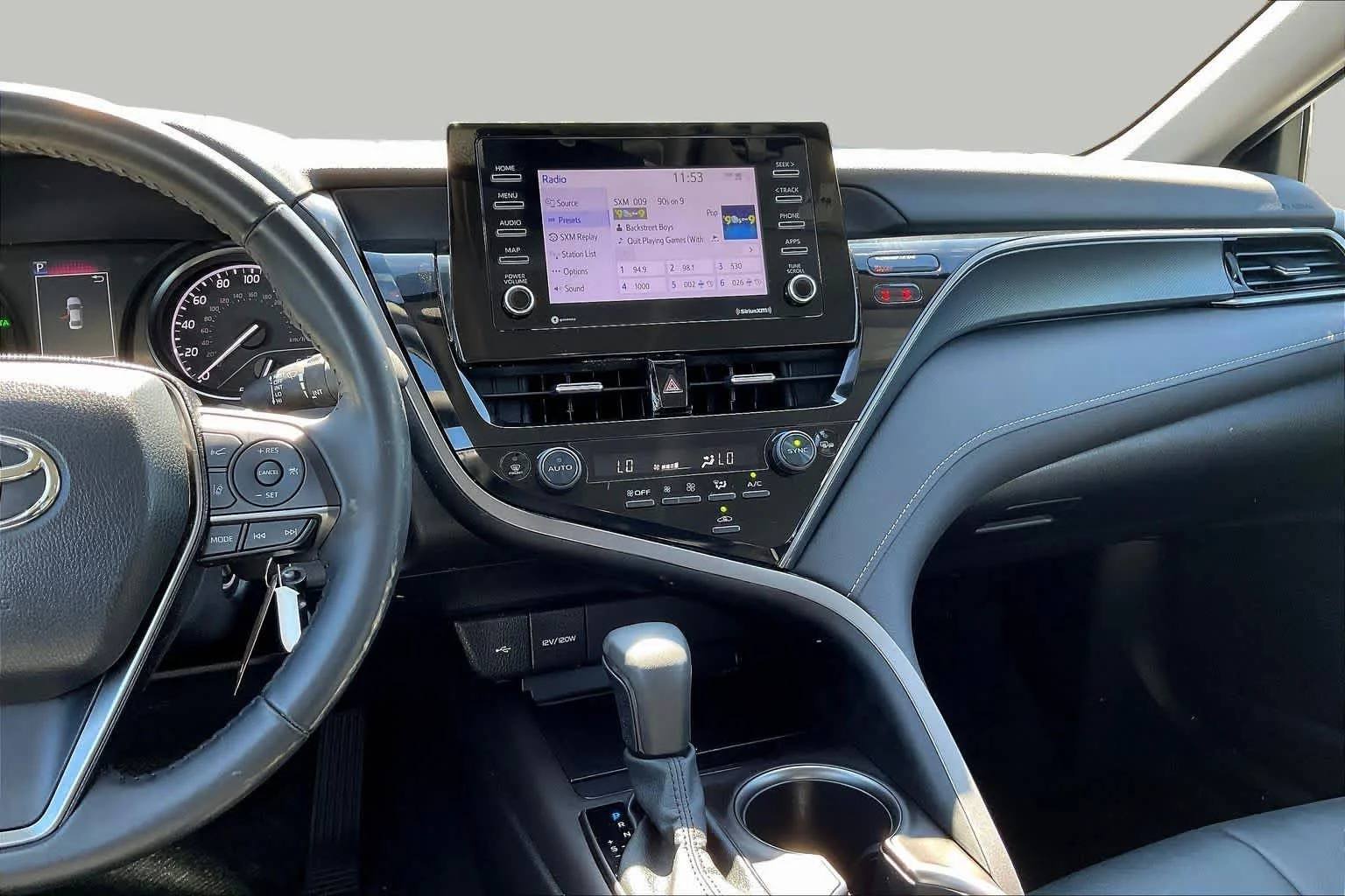 Used 2024 Ice Cap Toyota SE image 7