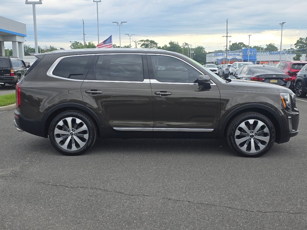 2022 Kia Telluride EX - Photo 18