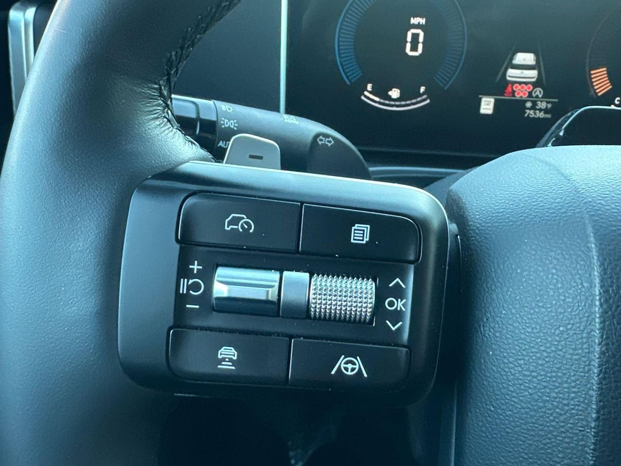 2025 Hyundai Santa Fe SEL - Photo 16