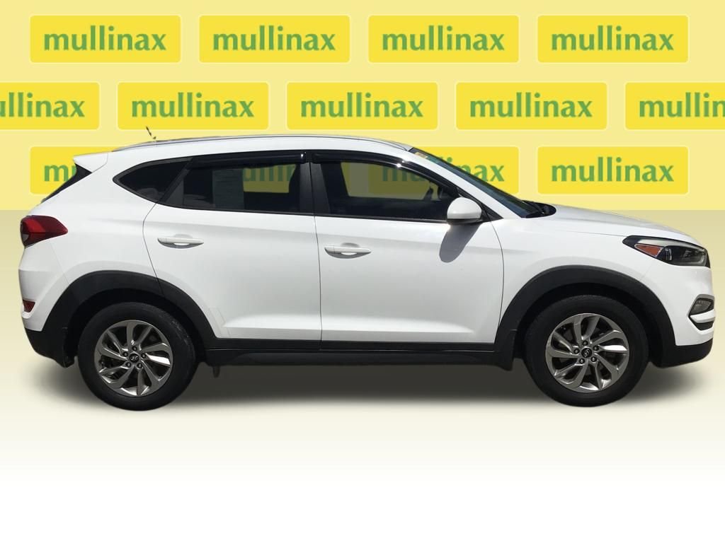 Used 2016 Hyundai Tucson SE with VIN KM8J33A47GU125218 for sale in New Smyrna Beach, FL