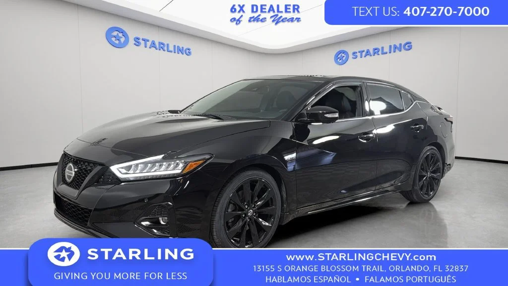 Used 2022 Black Nissan SR Xtronic CVT image 1