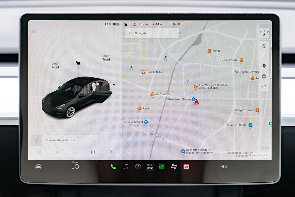 Used 2021 Gray Tesla Long Range image 13