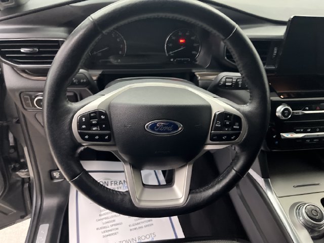 Used 2024 Gray Ford Limited image 16