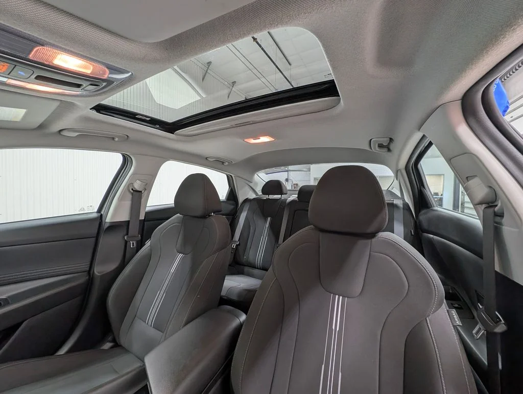 Certified Used 2025 Gray Hyundai SEL Convenience image 13