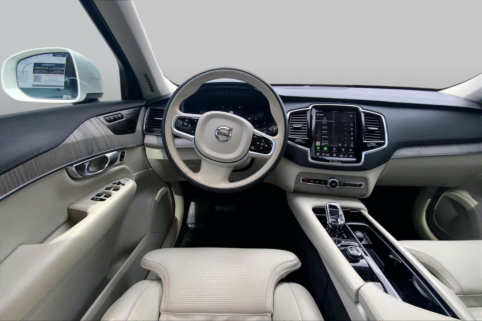 Used 2025 WHITE Volvo Ultra image 6