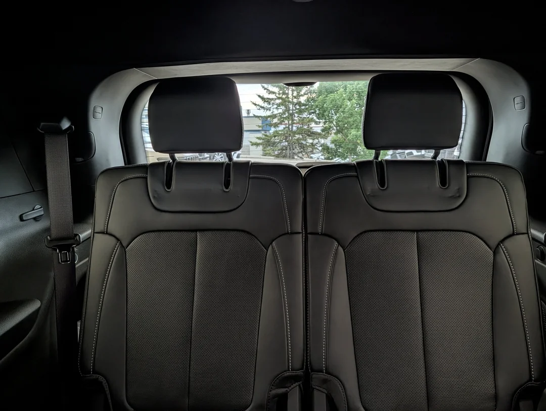 New 2026 White Jeep Limited Reserve - - 4x4 - Nappa Leather Seats - Dual-Pane Sunroof - Navigation & More! image 30