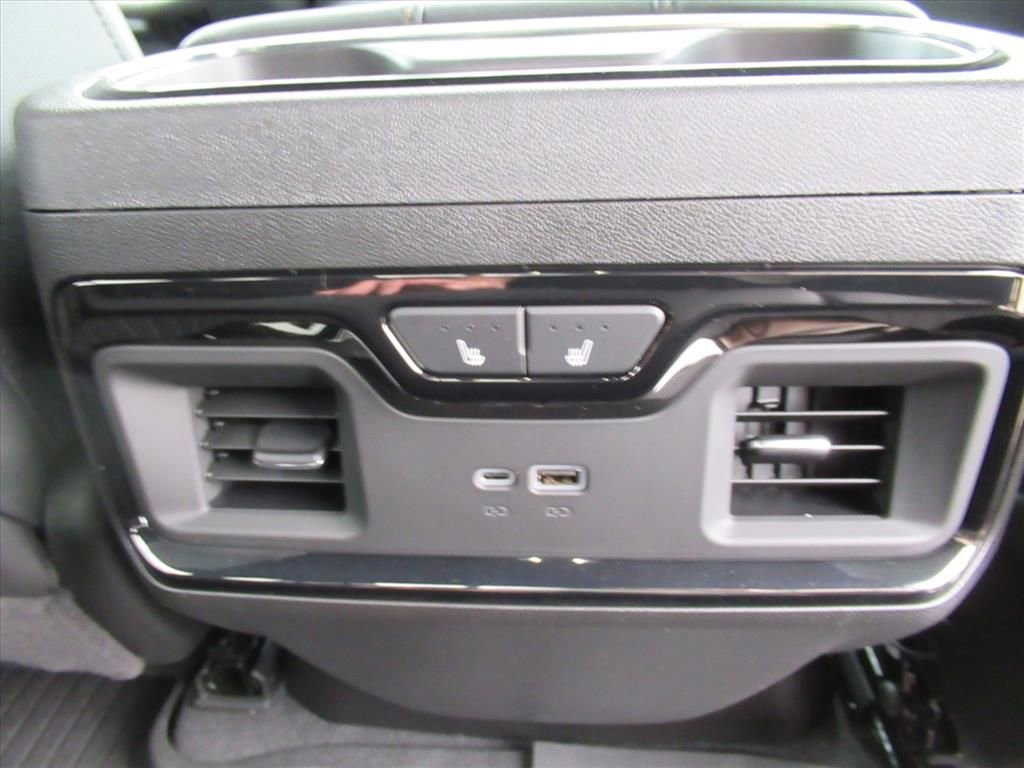 2026 GMC Sierra 2500HD AT4 - Photo 18