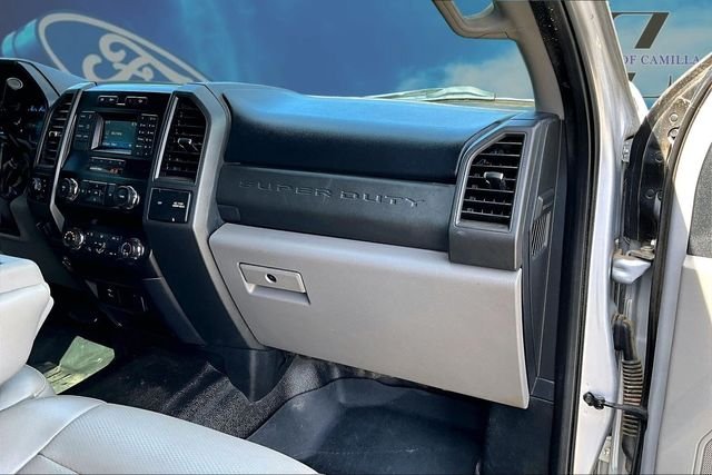 Used 2019 Ingot Silver Ford XL image 14