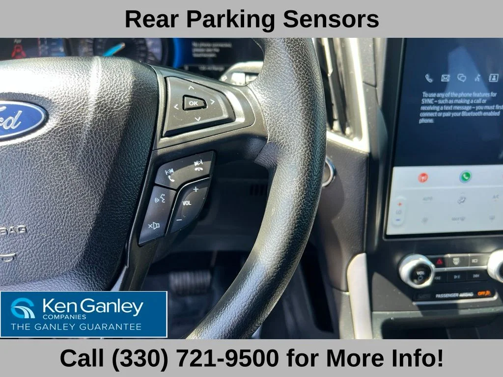 Used 2022 Black Ford SE image 31