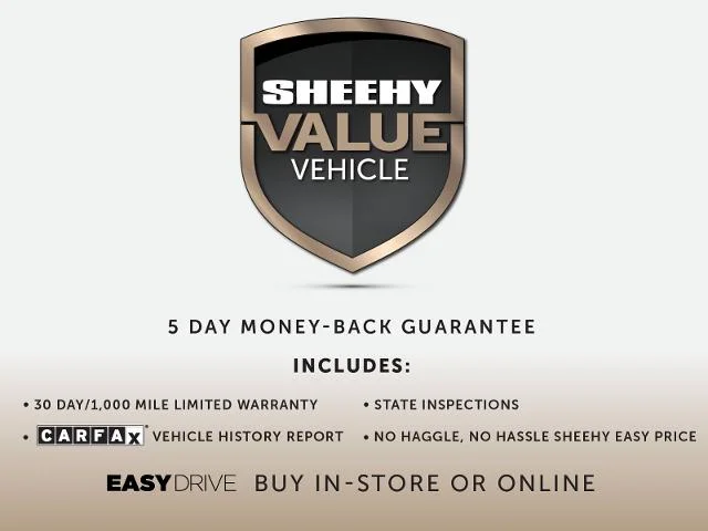 Used 2023 Summit White Chevrolet  image 4