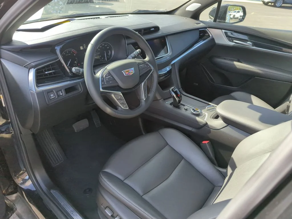 2025 Cadillac XT5 Premium Luxury - Photo 10